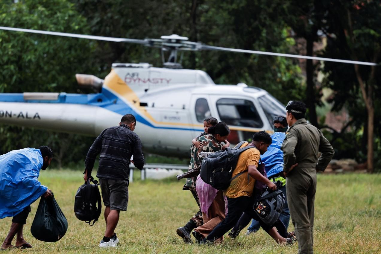 Image default